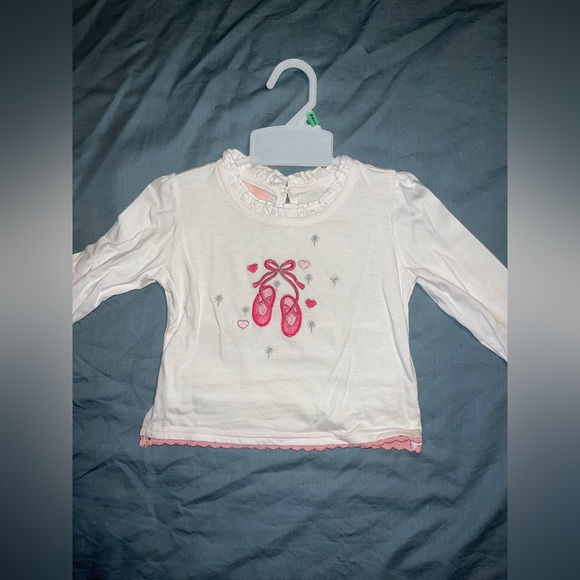 3 pc toddler girl ballerina set w/ puffer coat, fancy top, and embroidered pants - Picture 4 of 9